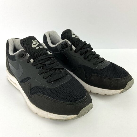 NIKE Air Max 1 Ultra Essentials Runnings Shoes Size 7.5 Black Fitness Cushioned - Picture 9 of 10